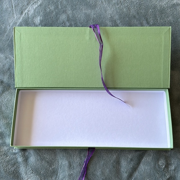Cornelia James gift box - Picture 5 of 6